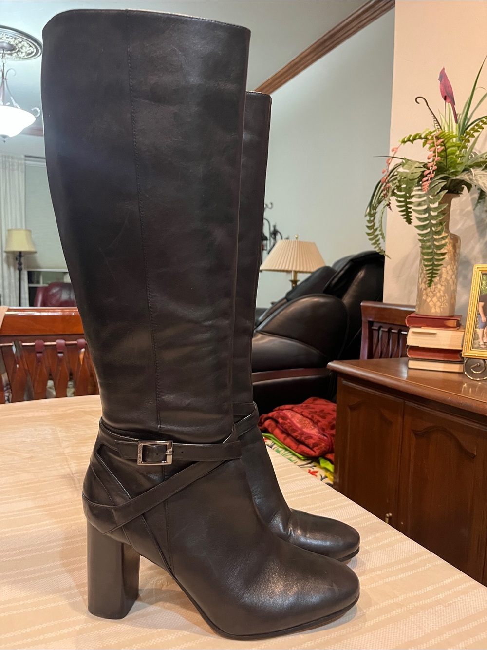 Antonio Melani Heeled Leather Boots size 10 women’s